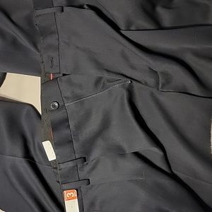 Izod 38x36 dress pants in navy
